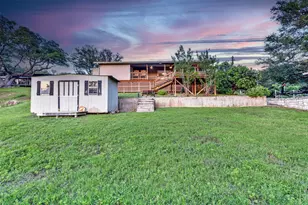 702 Live Oak Rd, Kingsland, TX 78639 - Photo 23