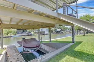 702 Live Oak Rd, Kingsland, TX 78639 - Photo 7