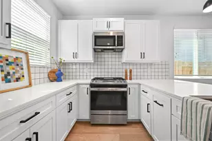 5413 Blue Bird Ln, Austin, TX 78745 - Photo 11