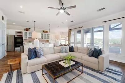 17902 Crystal Cove, Jonestown, TX 78645 - Photo 3