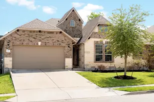 105 W Highfield St, Hutto, TX 78634 - Photo 3
