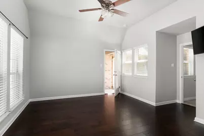 105 W Highfield Street, Hutto, TX 78634 - Photo 29