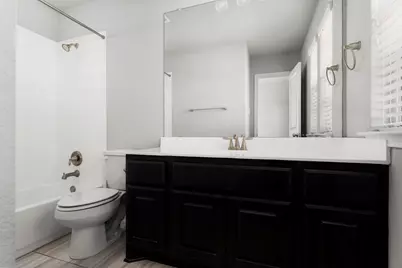 105 W Highfield Street, Hutto, TX 78634 - Photo 31