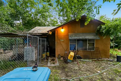 2811 Locust Street, Kerrville, TX 78028 - Photo 1