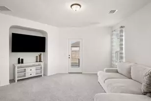 218 Summit Dr, Lockhart, TX 78644 - Photo 17