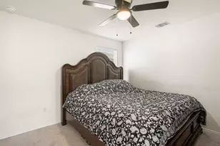 218 Summit Dr, Lockhart, TX 78644 - Photo 29