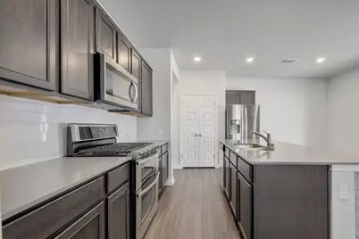 7800 Moody Bend, Austin, TX 78744 - Photo 11