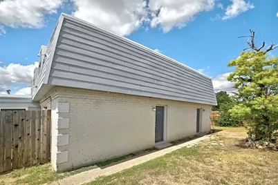 2206 Mission Hill Circle 101-#104, Austin, TX 78741 - Photo 3