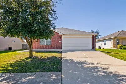 219 Almquist Street, Hutto, TX 78634 - Photo 3