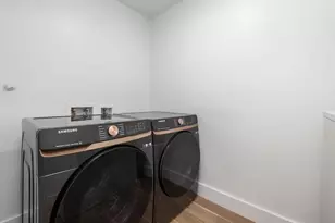 605 E Covington Dr, Austin, TX 78753 - Photo 11