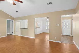 901 Ramble Creek Dr, Pflugerville, TX 78660 - Photo 5