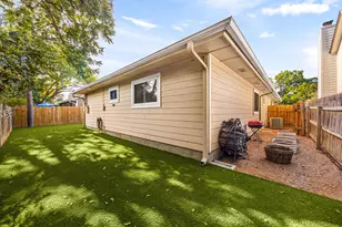 9725 Meadowheath Dr, Austin, TX 78729 - Photo 27