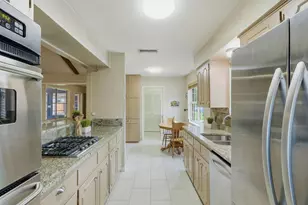 7612 Shoal Creek Blvd, Austin, TX 78757 - Photo 15