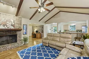 7612 Shoal Creek Blvd, Austin, TX 78757 - Photo 7
