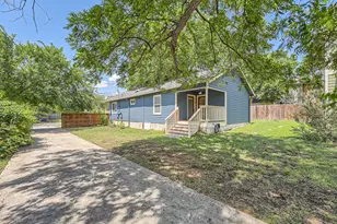 2929 E Martin Luther King Jr Blvd, Austin, TX 78702 - Photo 27