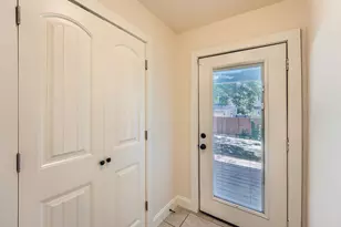2929 E Martin Luther King Jr Blvd, Austin, TX 78702 - Photo 25