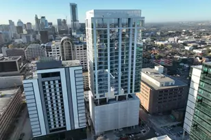 313 W 17th St, Austin, TX 78701 - Photo 23