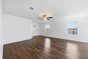 5325 Mathra Dr, Del Valle, TX 78617 - Photo 13