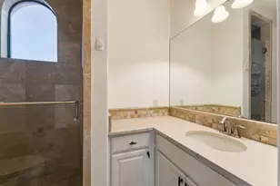 2121 Sea Eagle View, Austin, TX 78738 - Photo 33