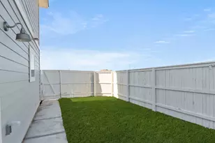 123 Daylily Dr, Elgin, TX 78621 - Photo 31