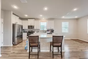 6254 Marsh Ln, Buda, TX 78610 - Photo 11