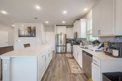 6254 Marsh Lane, Buda, TX 78610 - Photo 13