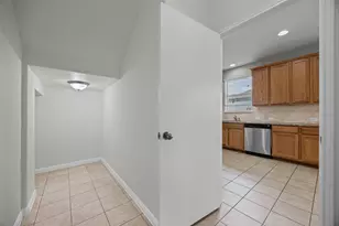 467 Twisted Oaks Ln, Buda, TX 78610 - Photo 11