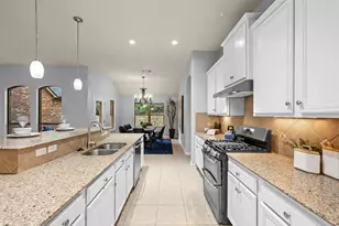 166 Briarpatch Ct, Austin, TX 78737 - Photo 11