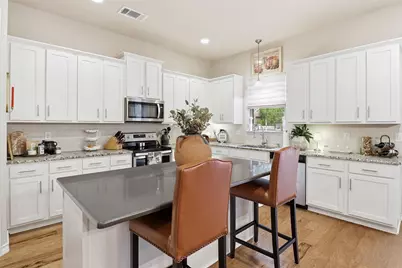 103 Kings Way, Horseshoe Bay, TX 78657 - Photo 9