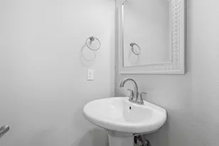 179 S Holly St, Georgetown, TX 78626 - Photo 25