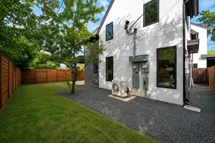 4617 Englewood Dr, Austin, TX 78745 - Photo 23