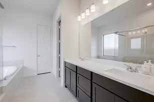 712 Lariat Loop, Liberty Hill, TX 78642 - Photo 11