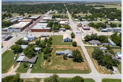 325 E Bell Street, Bartlett, TX 76511 - Photo 7