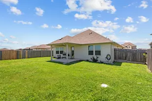 716 Sassafras St, Hutto, TX 78634 - Photo 23