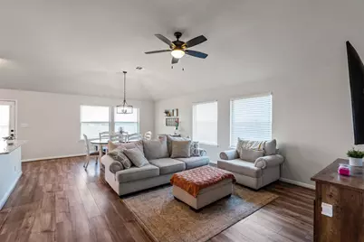 716 Sassafras Street, Hutto, TX 78634 - Photo 3