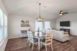 716 Sassafras St, Hutto, TX 78634 - Photo 19