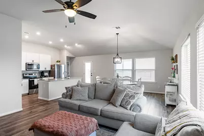 716 Sassafras Street, Hutto, TX 78634 - Photo 5
