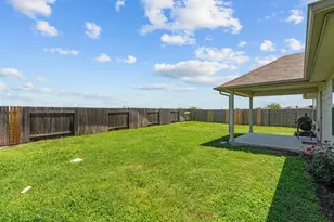 716 Sassafras St, Hutto, TX 78634 - Photo 21