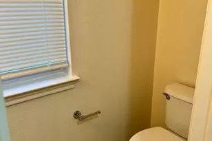 1012 Christopher Ave, Round Rock, TX 78681 - Photo 5