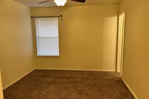 1012 Christopher Ave, Round Rock, TX 78681 - Photo 21