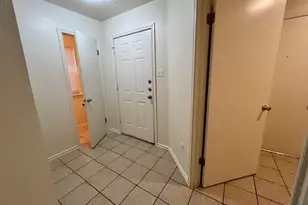 1012 Christopher Ave, Round Rock, TX 78681 - Photo 3