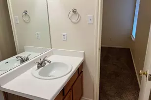 1012 Christopher Ave, Round Rock, TX 78681 - Photo 23