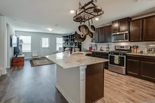 9654 Holly Patch, San Antonio, TX 78254 - Photo 7