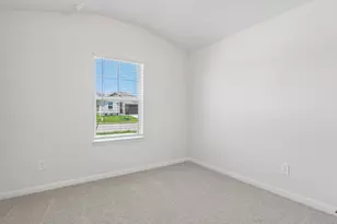 152 Sleep Holw, Jarrell, TX 76537 - Photo 13