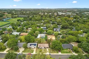 2700 E East Side Dr, Austin, TX 78704 - Photo 31