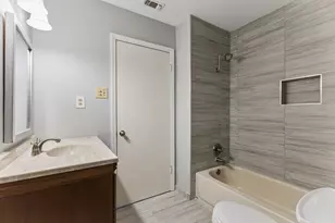 2700 E East Side Dr, Austin, TX 78704 - Photo 11