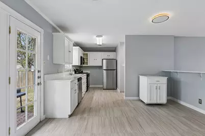 2700 E East Side Drive, Austin, TX 78704 - Photo 7