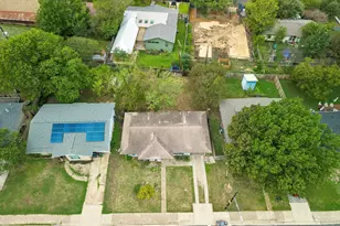 2700 E East Side Dr, Austin, TX 78704 - Photo 21