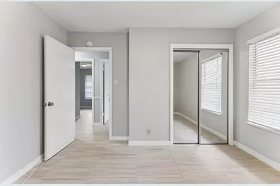 2700 E East Side Drive, Austin, TX 78704 - Photo 19