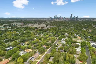 2700 E East Side Dr, Austin, TX 78704 - Photo 29